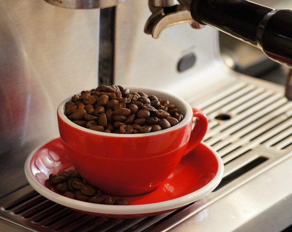 Machine Made Coffee vs Caffè di Artisan
