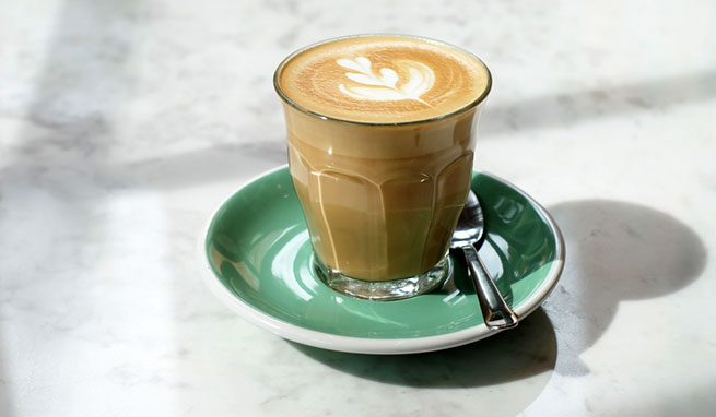 How to make latte with Caffè di Artisan single serve liquid coffee pods